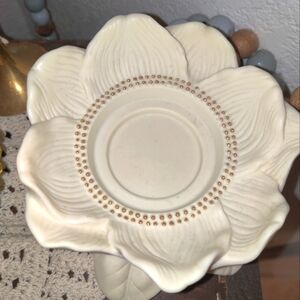 PartyLite Magnolia Tealight Candle Holder